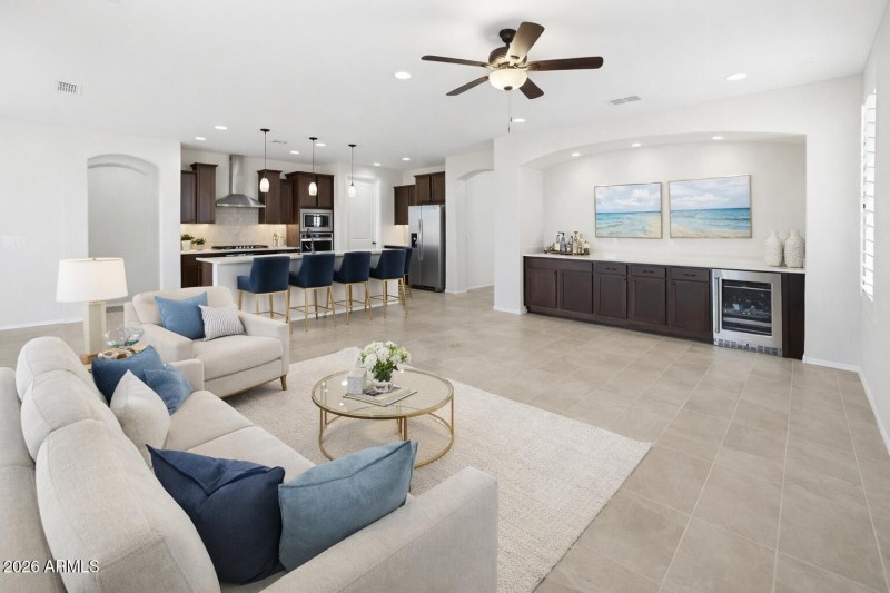 6283AC3A-EBC7-4D8C-BE9D-898899616629