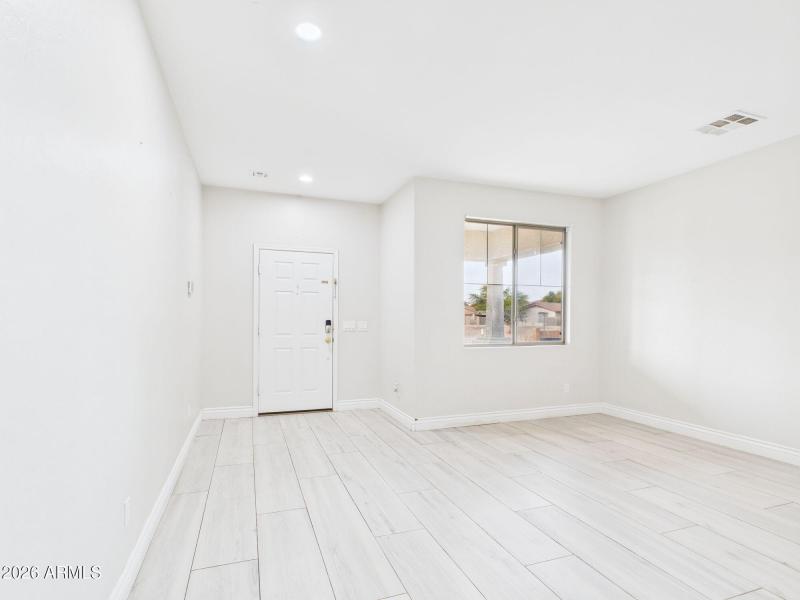 4-web-or-mls-CAM03379G0-PR0177-STILL004