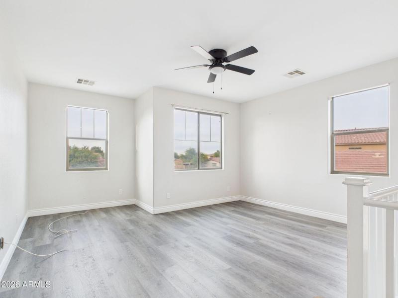 13-web-or-mls-CAM03379G0-PR0177-STILL013