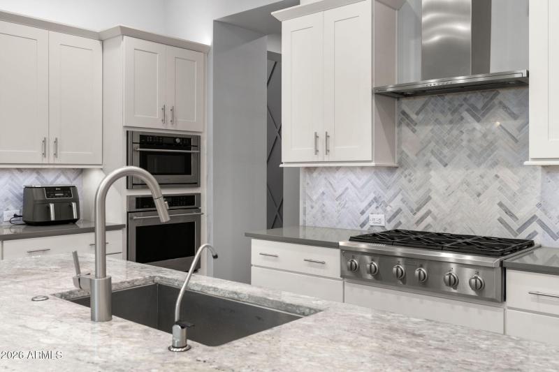 2052 E Crescent Kitchen