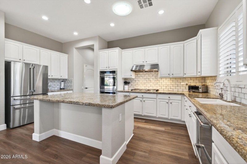 24_23227_N_Calle_Real_Dr24_mls