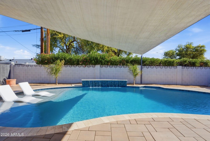 Pool with Water Feature