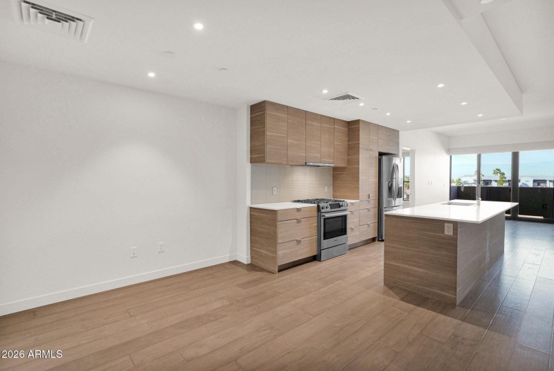 19-web-or-mls-P1460604