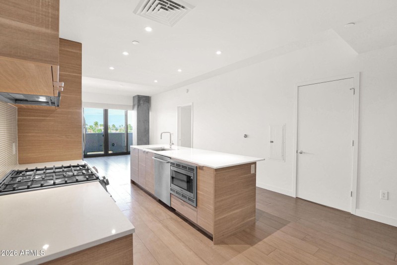 22-web-or-mls-P1460610