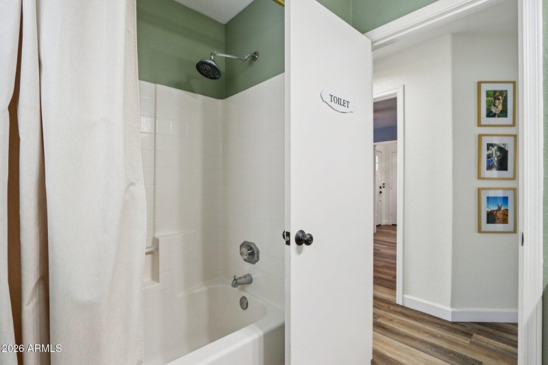 28-web-or-mls-W Gail Dr-S2901-026