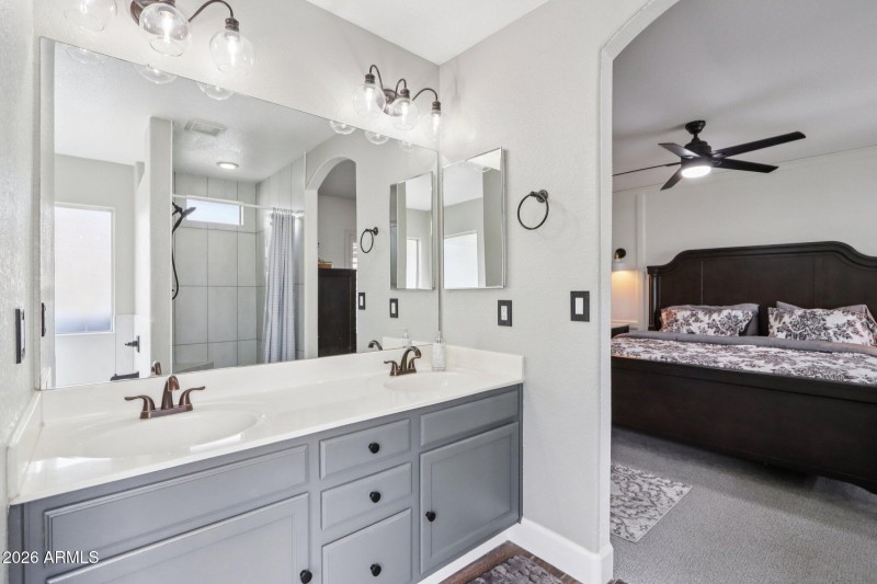 36-web-or-mls-W Gail Dr-S2901-034