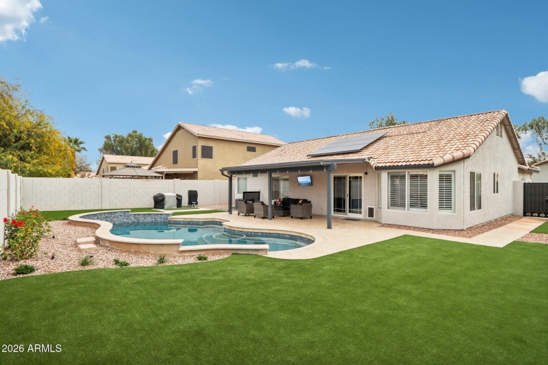 39-web-or-mls-W Gail Dr-S2901-037