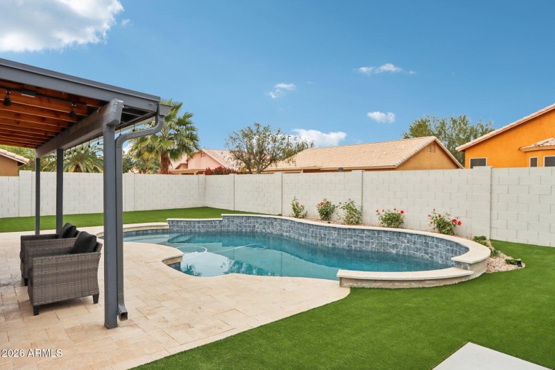 42-web-or-mls-W Gail Dr-S2901-040