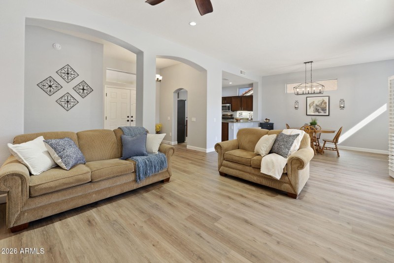 22207 N CHEYENNE Drive