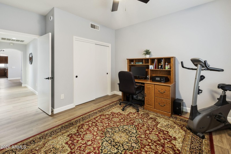 22207 N CHEYENNE Drive