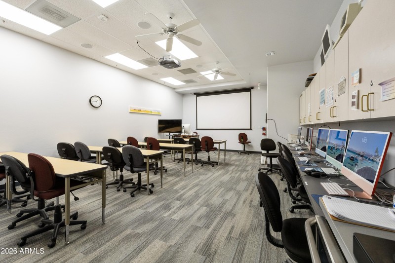 22207 N CHEYENNE Drive