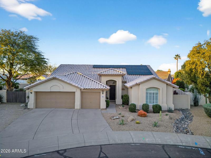 Front Exterior & Fully Owned Solar