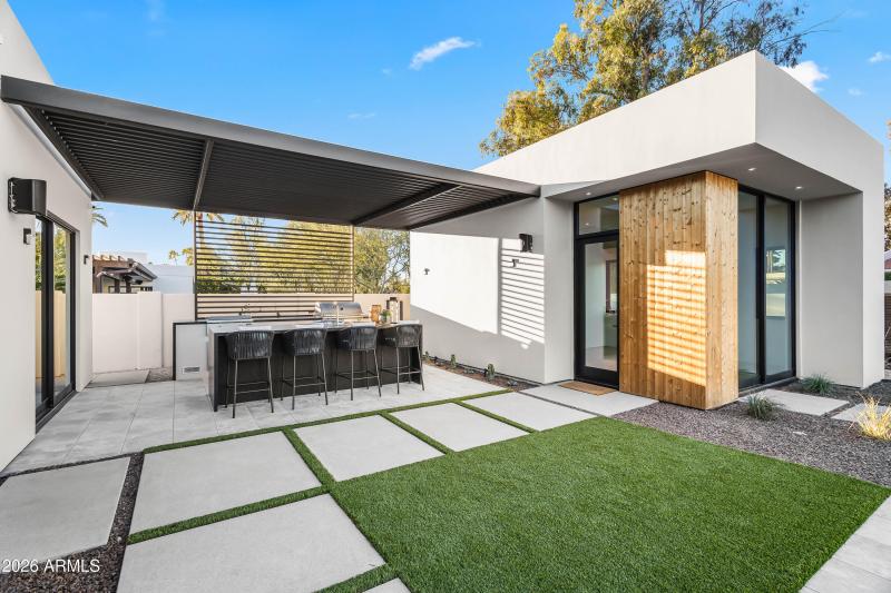 CUSTOM OUTDOOR KITCHEN + GUEST CASITA