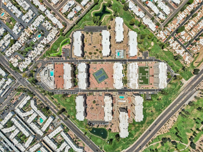 Prime Location - Private Golf Course