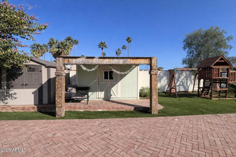 79F2C3BB-11A3-48C3-B687-387555630707