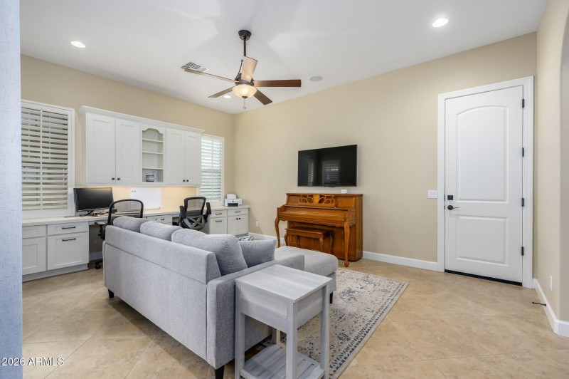 17-web-or-mls-Iris-24