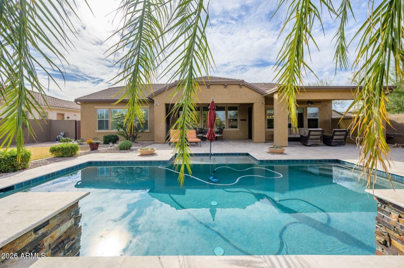 49-web-or-mls-Iris-53