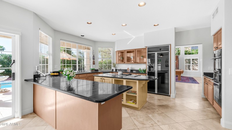 Built-in refrigerator