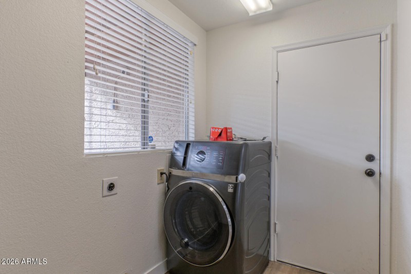 Laundry Room with Washer:Dryer Combo