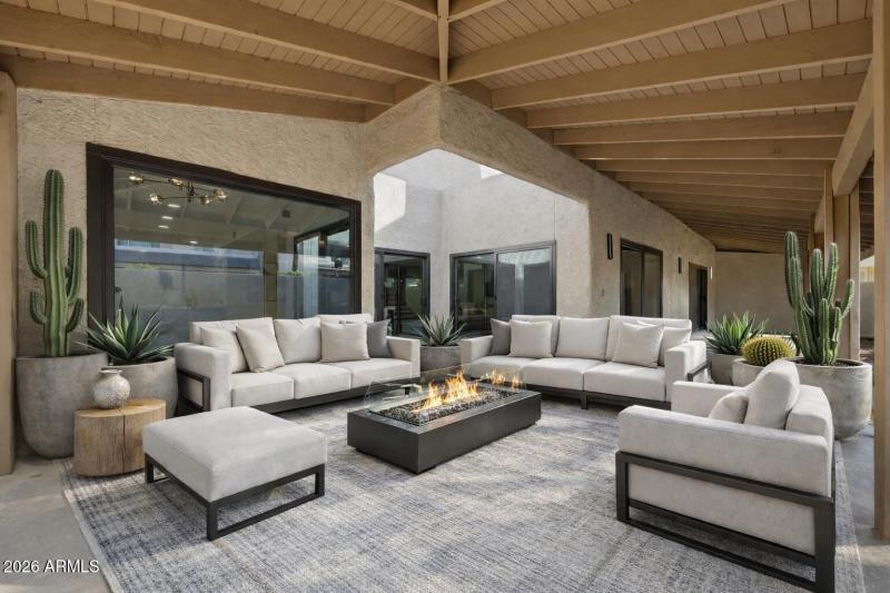 C84B02DE-1BF9-49B7-9976-A4B5BDA0DD32