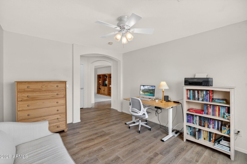 19-web-or-mls-23-E Elgin St