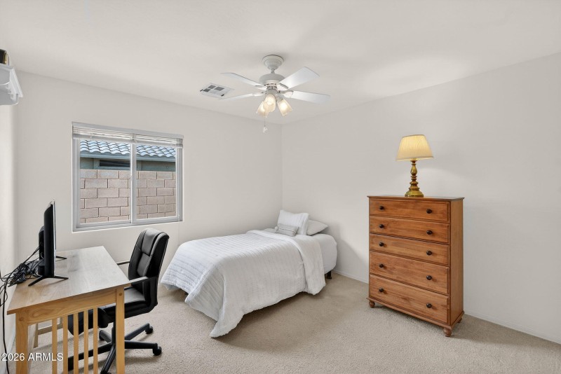 30-web-or-mls-47-E Elgin St