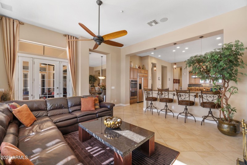 42131 N MOUNTAIN COVE Drive