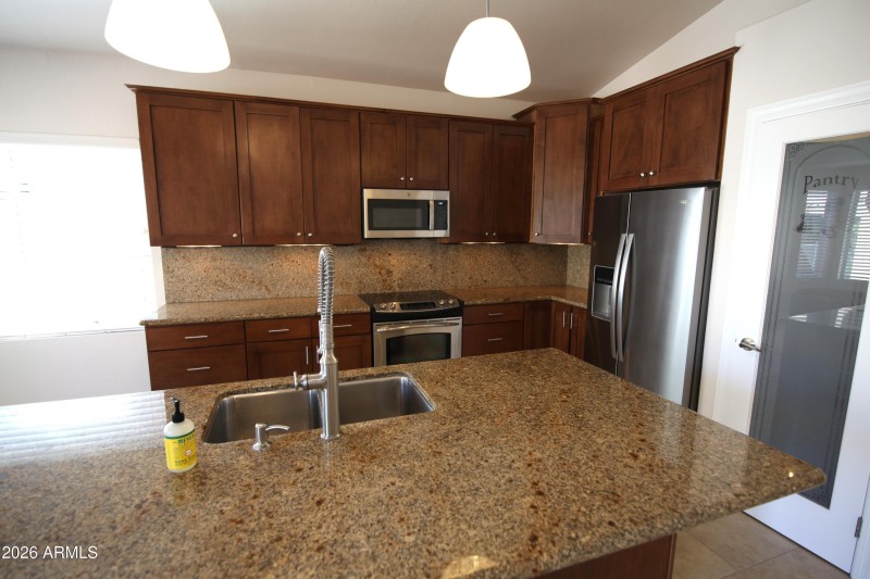 Dreyfus Kitchen Counters