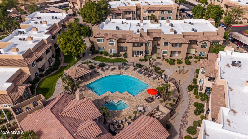 Community Pool & Spa