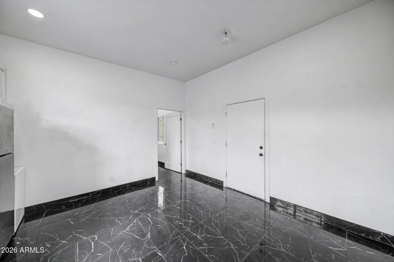 9-web-or-mls-Untitled-39