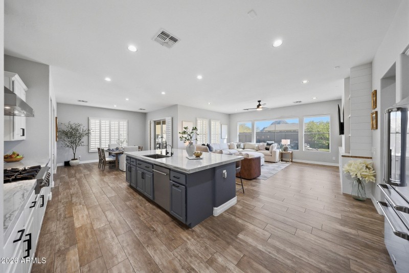 Enjoy Your Mountain Views While Cooking