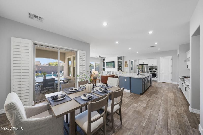 Eat- In Kitchen/Dining