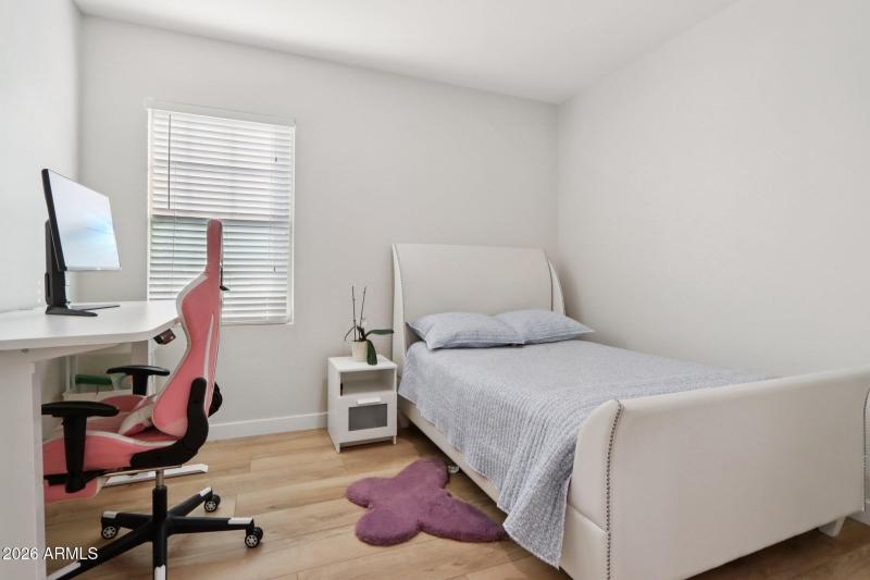 50-web-or-mls-E Lowell Ave-L3101-050