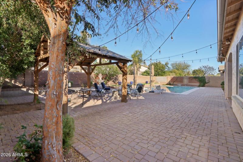 57-web-or-mls-E Lowell Ave-L3101-057