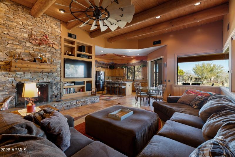 Great Room w/ Cozy Fireplace