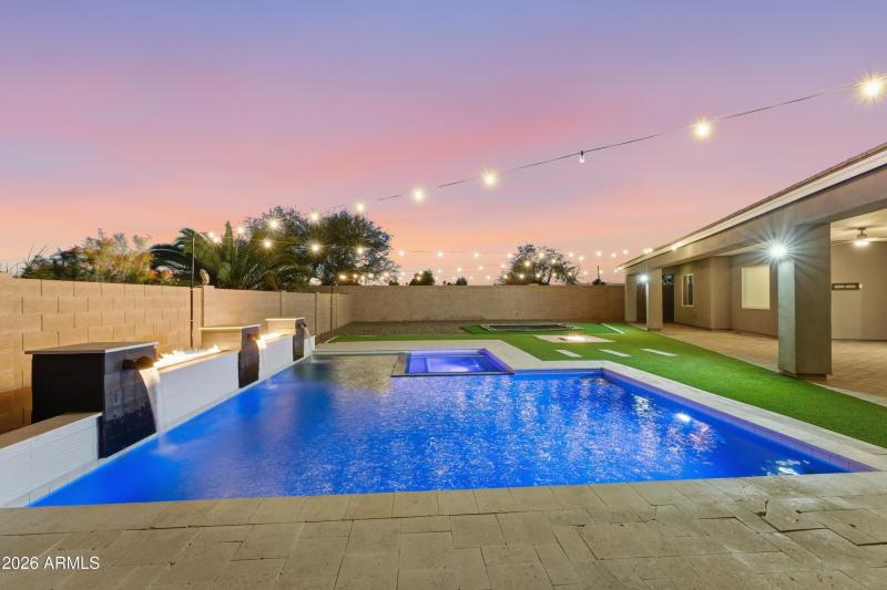 Beautiful Custom Pool