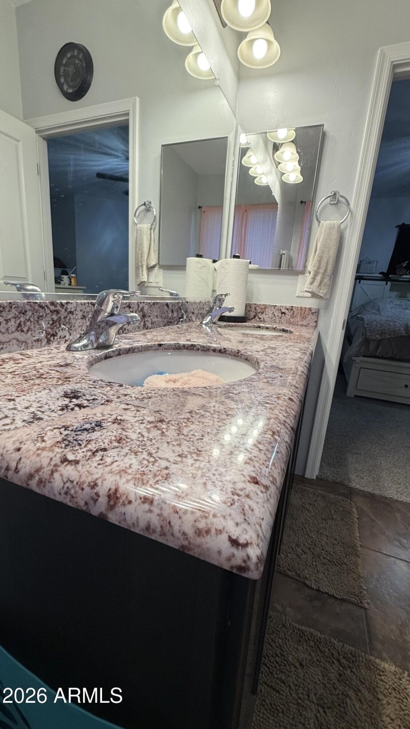 Master-Sinks1-scaled