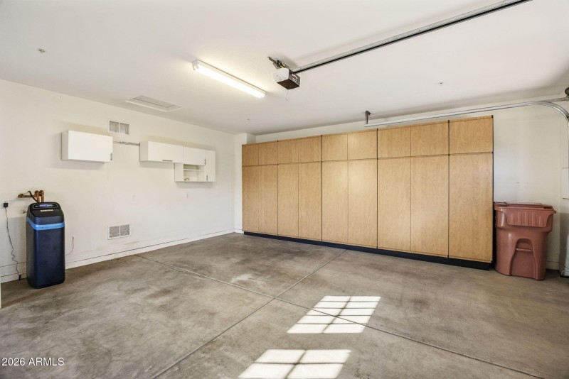 19-web-or-mls-D46A3920