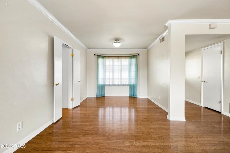 Eat-In Area off Kitchen