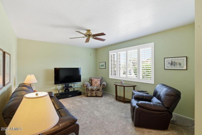 1930 E Calle De Arcos living room