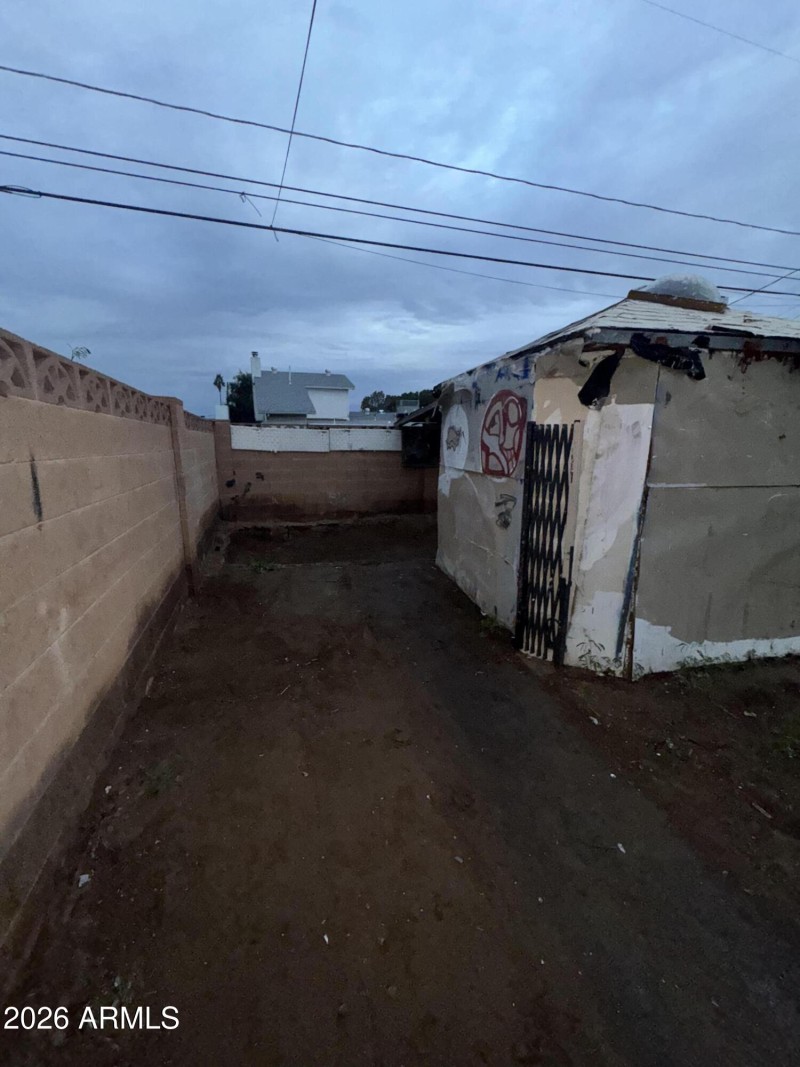 5B334FE2-5869-4127-86C7-53E0699F7975