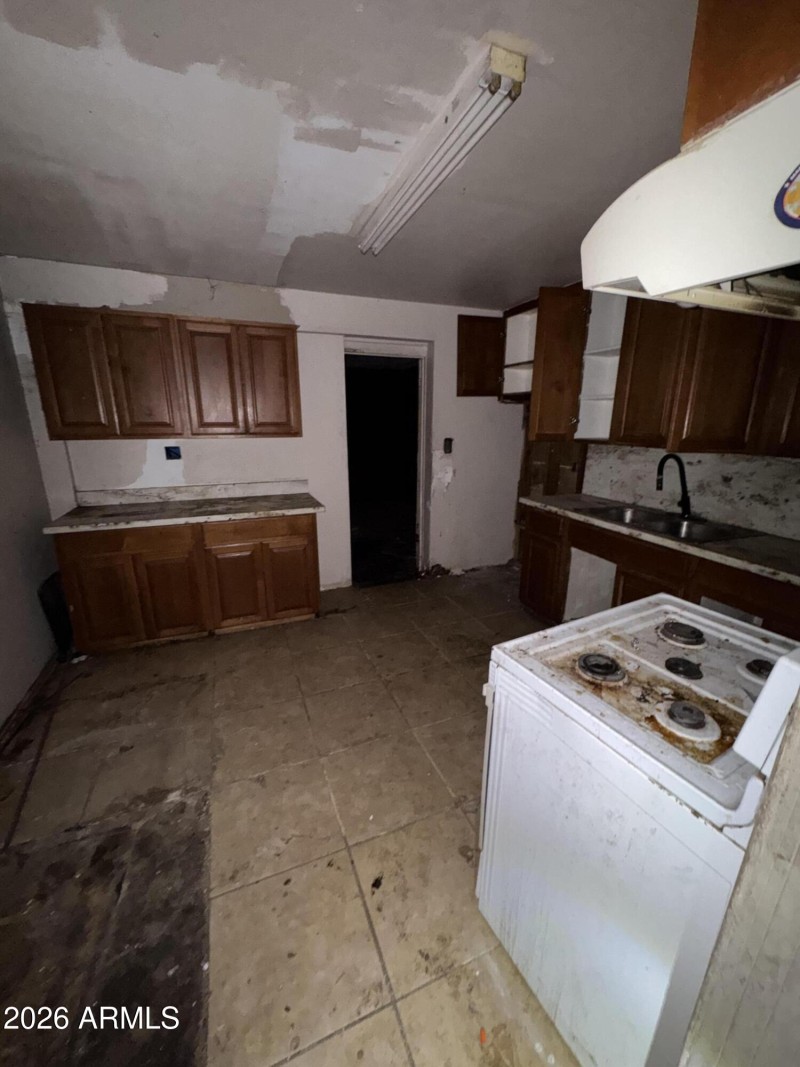 32FE8830-3C18-434B-9B3B-91E38E6996F3