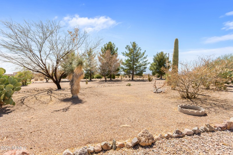 3000 S Pettit Lane (40)