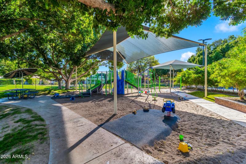 The Lakes Park Villa Community(Tempe)-8_