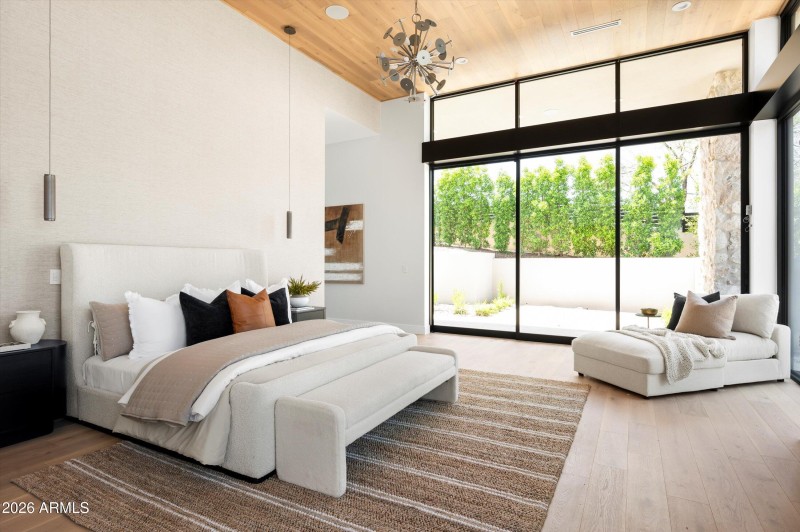 32-6535 N 40th Place-117