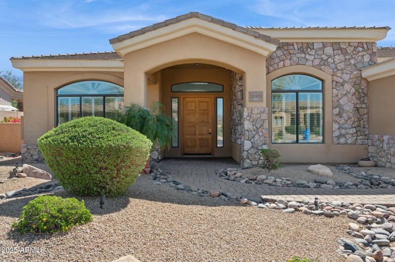 6-web-or-mls-22423-n-54th-pl