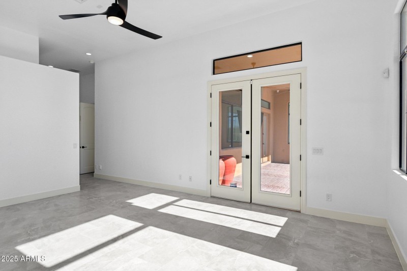 35-web-or-mls-22423-n-54th-pl