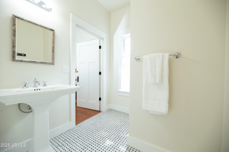 20 Bathroom in Second Primary