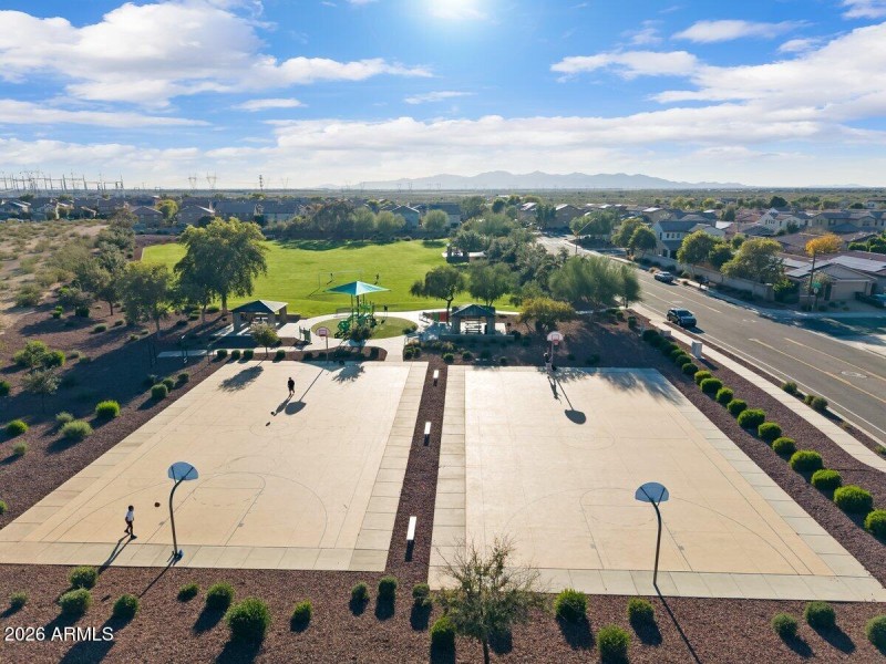 DesertSkyREM - 12055 W Tether Trl-29