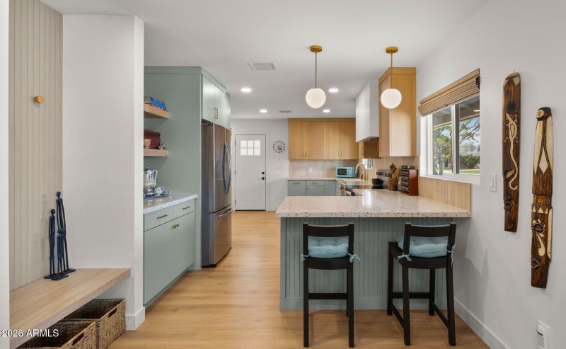 9-web-or-mls-Kitchen3